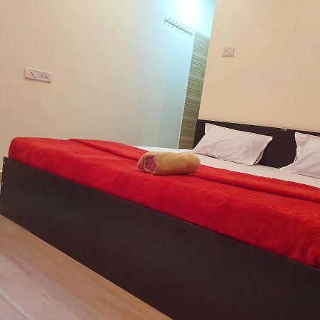 Serina House Mālvan Zewnętrze zdjęcie